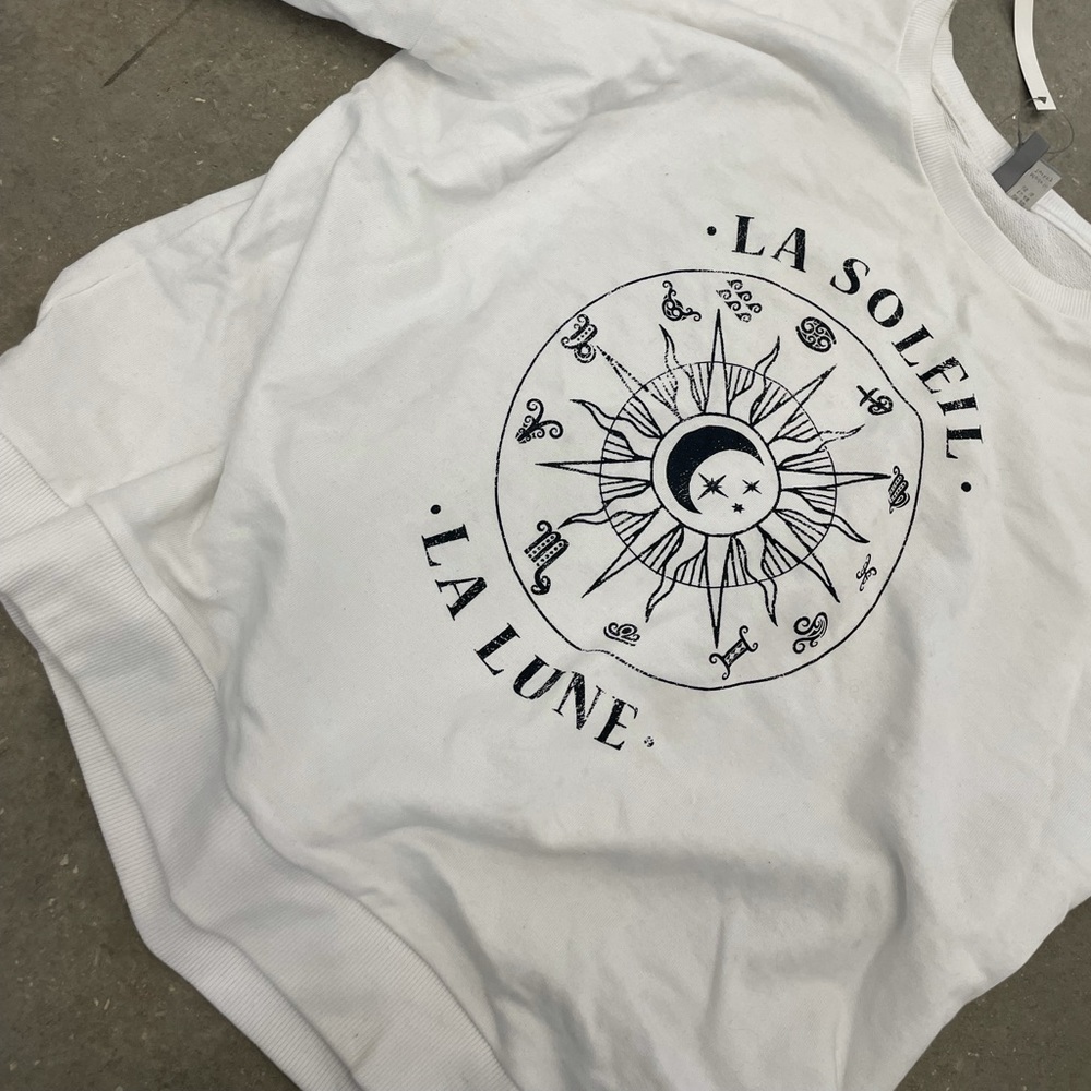 HOROSCOPE/SUN/MOON SWEATER; NEVER WORN